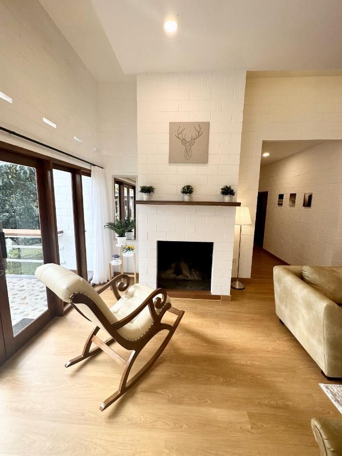 Villa Putih Le Cordon Bandung Ngoại thất bức ảnh
